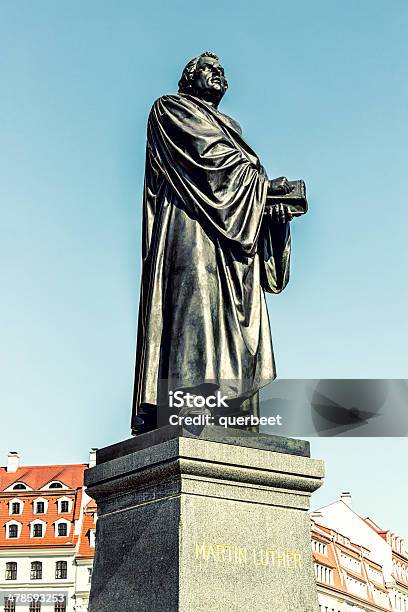 Martin Lutherstatue In Dresden Stockfoto und mehr Bilder von Beten - Beten, Bibel, Christentum