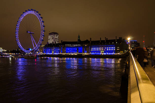 istock Eye of London 478598299