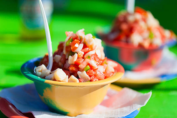 salada de moluscos das bahamas - queen conch - fotografias e filmes do acervo