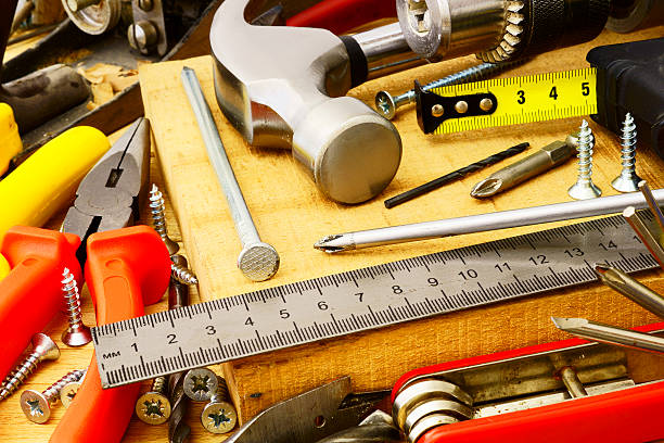 ベンチ joiner ツールセット - construction construction material work tool nail ストックフォトと画像
