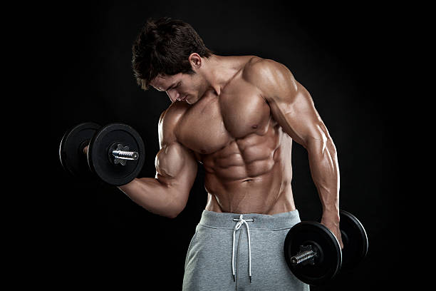 근육질의 bodybuilder guy 하고 연습 및 스파 제품 - sex symbol the human body male abdomen 뉴스 사진 이미지
