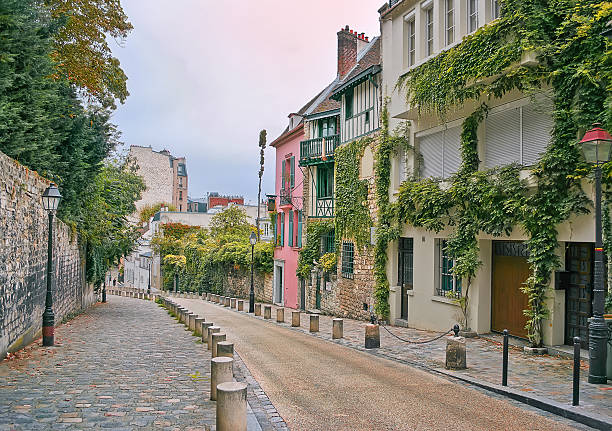 istock street in Montmartre, Paris, in the evening 478668596
