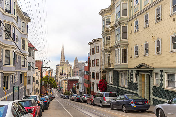 istock Typical San Francisco street and transamerican tower 478671700