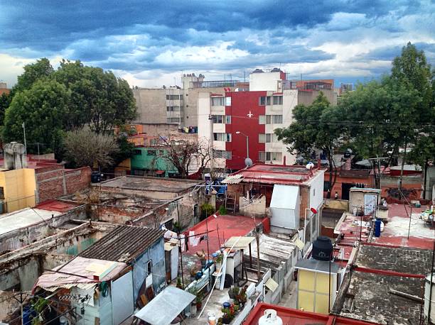 panorámica de la zona residencial de la ciudad de méxico - smog mexico mexico city air pollution fotografías e imágenes de stock