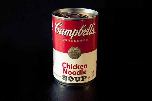 campbell のチキンラーメンスープ - soup chicken soup chicken noodle soup food ストックフォトと画像