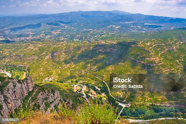 Vista Della Valle Di Monastero Di Montserrat Catalogna Spagna - Fotografie stock e altre immagini di Abbazia