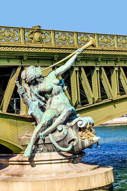 istock sculpture at Pont de Grenelle - Paris 478755180