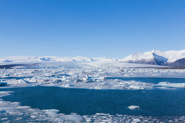 istock Jokulsarlon lake, Iceland 478760360