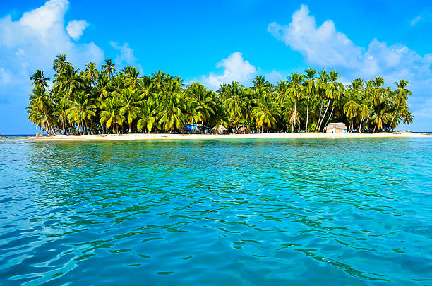 istock Paradise Tropical Island - San Blas archipelago in Panama 478800616