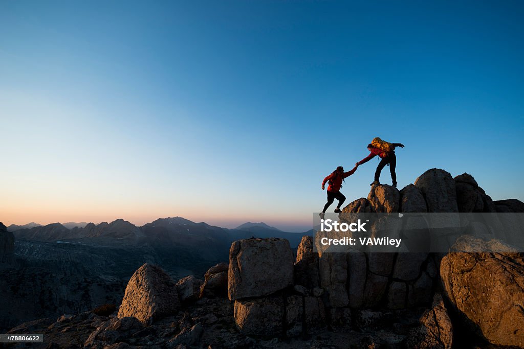 climbing to the top - Royalty-free Dağcılık Stok görsel climbing to the top - Royalty-free Dağcılık Stok görsel
