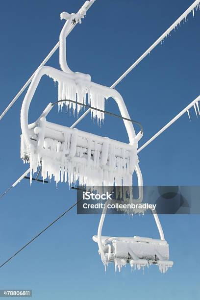 Ice Krzesło Na Podnieść Do Góry - zdjęcia stockowe i więcej obrazów Bezchmurne niebo - Bezchmurne niebo, Biały, Chłodny