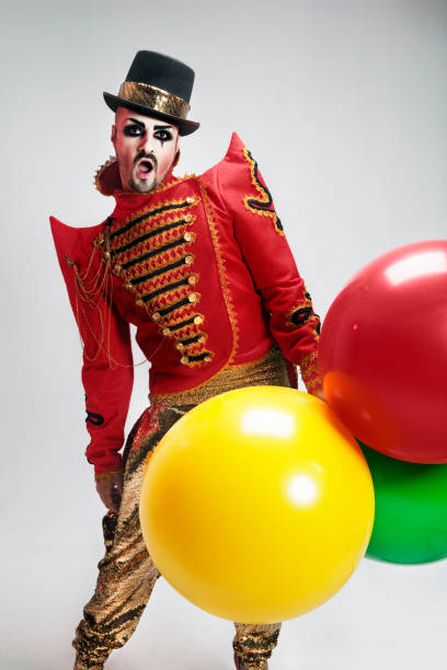 ritratto di circo - circus bizarre men make up foto e immagini stock