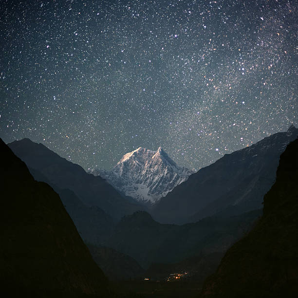 nilgiri 남왕 (6839 m - mountain range mountain mountain peak himalayas 뉴스 사진 이미지
