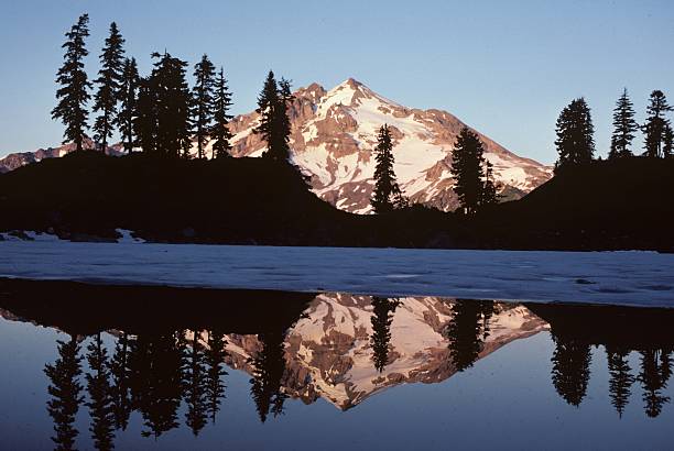 Cтоковое фото Glacier Peak, штат Вашингтон, США