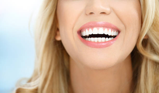 完璧な笑顔。 - healthy gums 写真 ストックフォトと画像