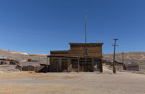 istock Abandoned hotel in Bodie Ghost Town 478845980