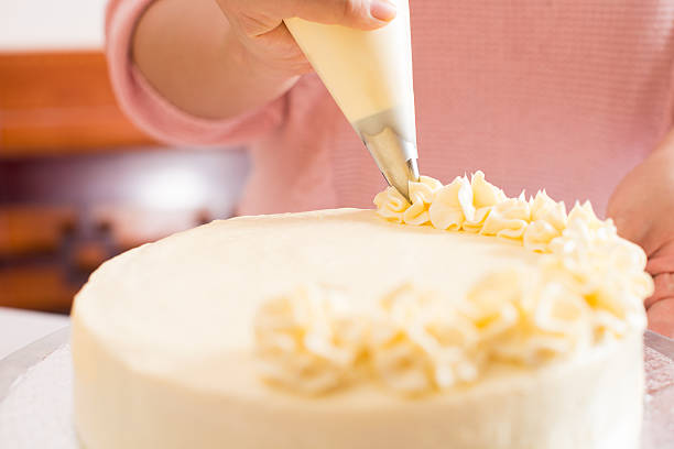 Frosting The Cake Stock Photo - Download Image Now - Cake, Buttercream,  Icing - Istock