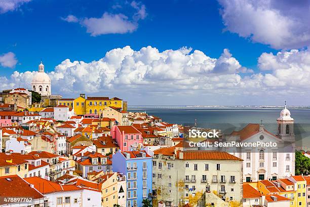 Foto de Alfama Lisboa Paisagem Urbana e mais fotos de stock de Lisboa - Lisboa, Portugal, Alfama