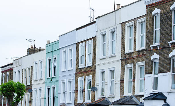 istock Traditional English homes 478905712