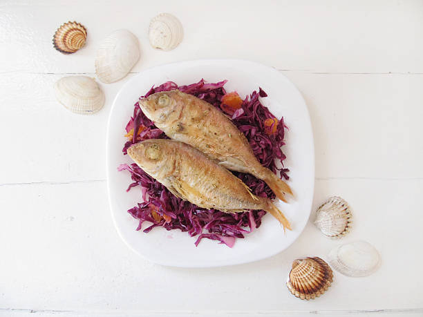 Peixe Frito. Salmonete da vasa. - fotografia de stock