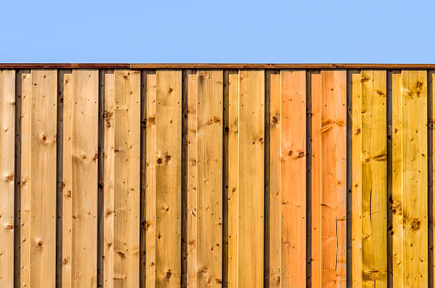 istock wood fence 478911878
