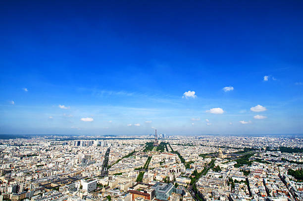 街並み、フランス、パリのエッフェル塔 - gustav eiffel ストックフォトと画像