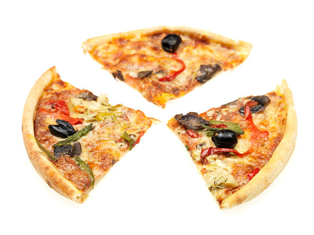 istock Three Pieces Of Vegetarian Pizza With Black Olives 478918988