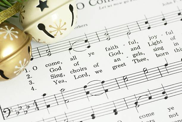 istock Christmas and music 478931955