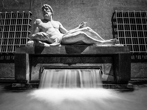 Po Statue, C.L.N. Square, Turin, Italy