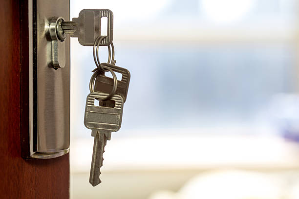 istock keys on the door 479008782