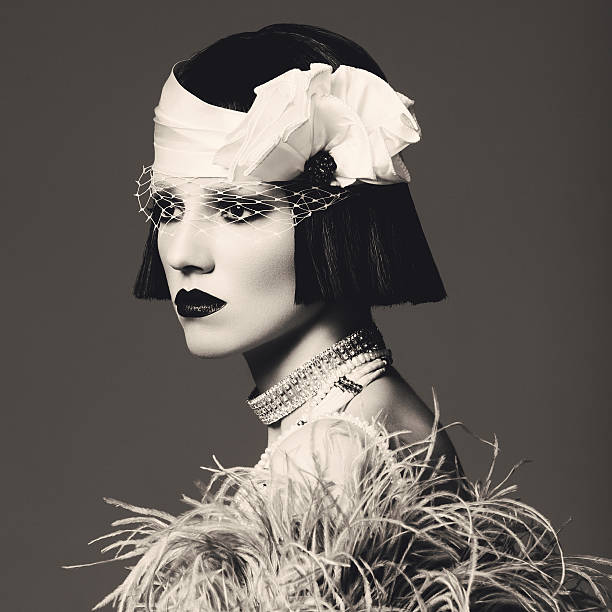glamorosa retro diva - hairstyle black and white women fashion imagens e fotografias de stock