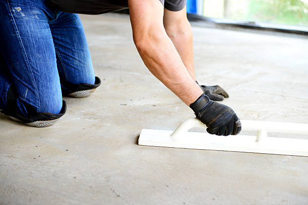 istock polishing concrete floors 479033382