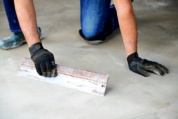 istock polishing concrete floors 479033394