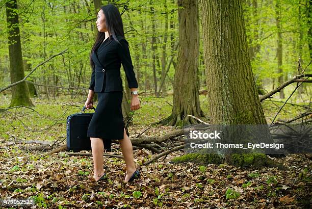 Serie Eco Negocios Foto de stock y más banco de imágenes de Naturaleza - Naturaleza, Boscaje, Ejecutiva