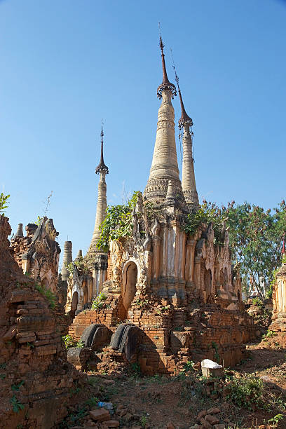 istock Shwe Inn Dain Pagoda complex 479090308