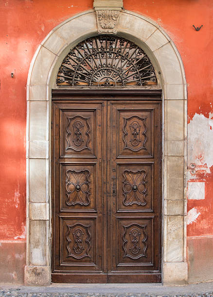 istock Old door in Saluzzo 479092677