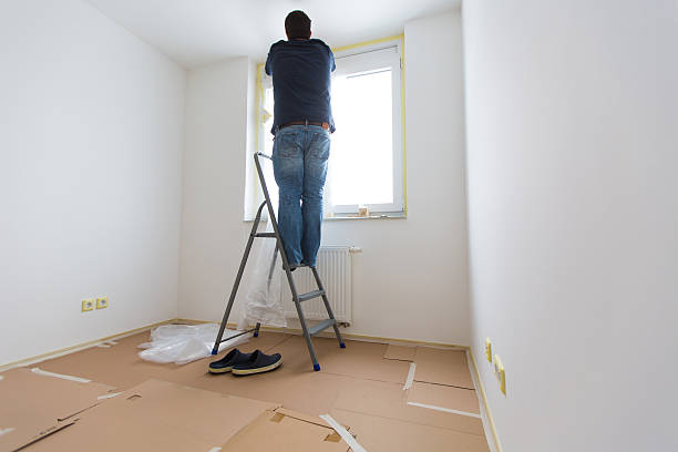 istock Taping home and wall for protection before painting 479103107