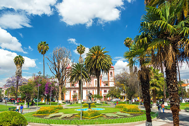 plaza w cochabamba, bolivia - plaza de colon nobody horizontal san juan puerto rico zdjęcia i obrazy z banku zdjęć