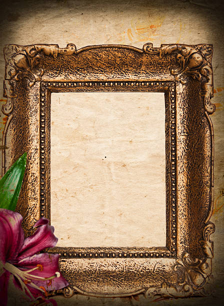 istock Vintage golden frame on grunge background 479116261