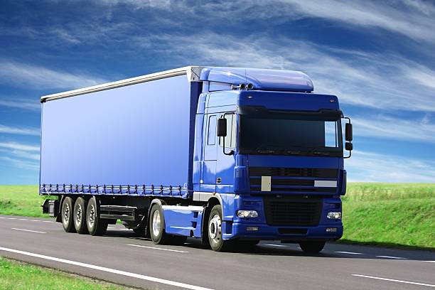 blue небо над синий грузовик - target sport truck driver industry transportation стоковые фото и изображения