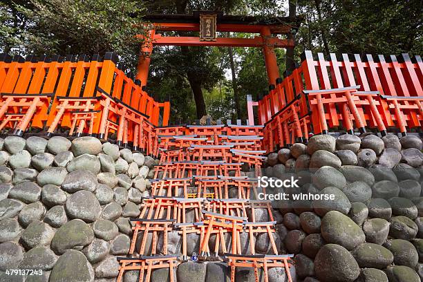 Taisha De Fushimi Inari Em Kyoto Japão - Fotografias de stock e mais imagens de Cidade de Quioto - Cidade de Quioto, Cultura Japonesa, Destino de Viagem