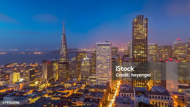 San Francisco Skyline At Dusk Stock Photo - Download Image Now - New Business, Silicon Valley, 2015