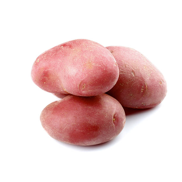 red ziemniaki - red potato raw potato isolated vegetable zdjęcia i obrazy z banku zdjęć