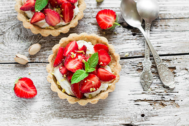 istock tartlets with cream cheese and strawberries 479173514
