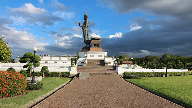 istock Buddha Public Statue  at  Buddhist Park 479196654