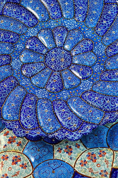 istock Mina Minakari Handicraft made in Esfahan Naqshe Jahan Square, Iran 479224498