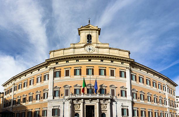 parlamento italiano, monte citorio - parliament building foto e immagini stock