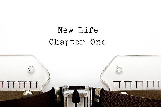 新しい 1 章タイプライター - chapter one ストックフォトと画像