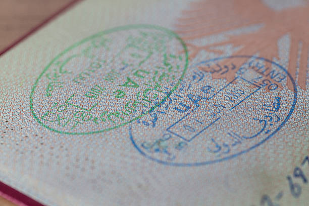 eau selos de entrada e de saída - emigration and immigration passport passport stamp usa imagens e fotografias de stock