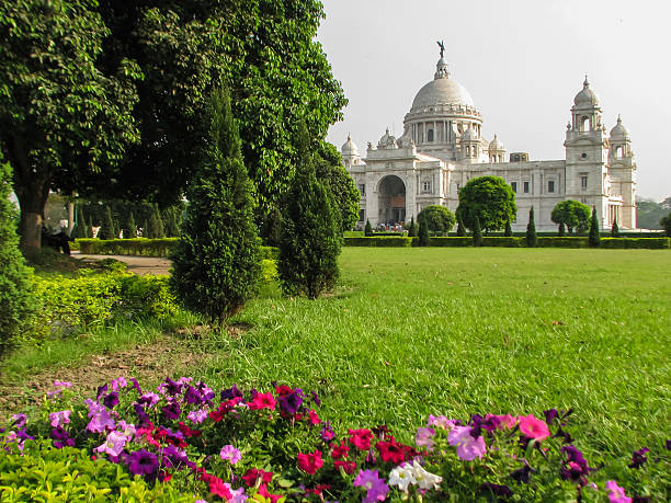 istock Victoria Memorial through green garden 479309713